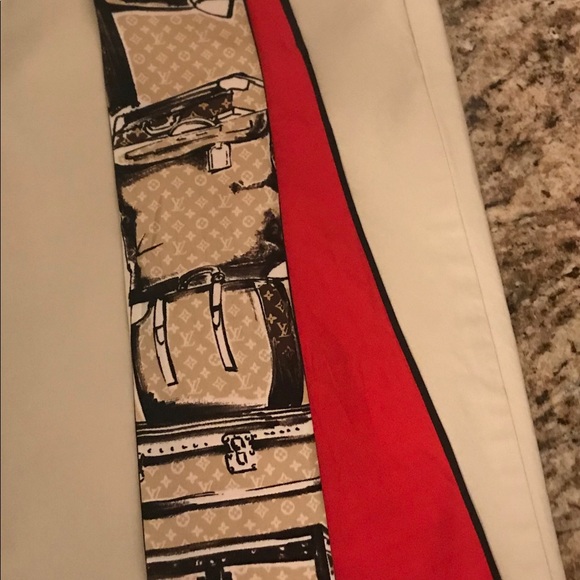 Louis Vuitton Neck Tie - Picture 7 of 7